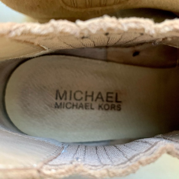 MICHAEL KORS tan suede ankle boots - Picture 11 of 14